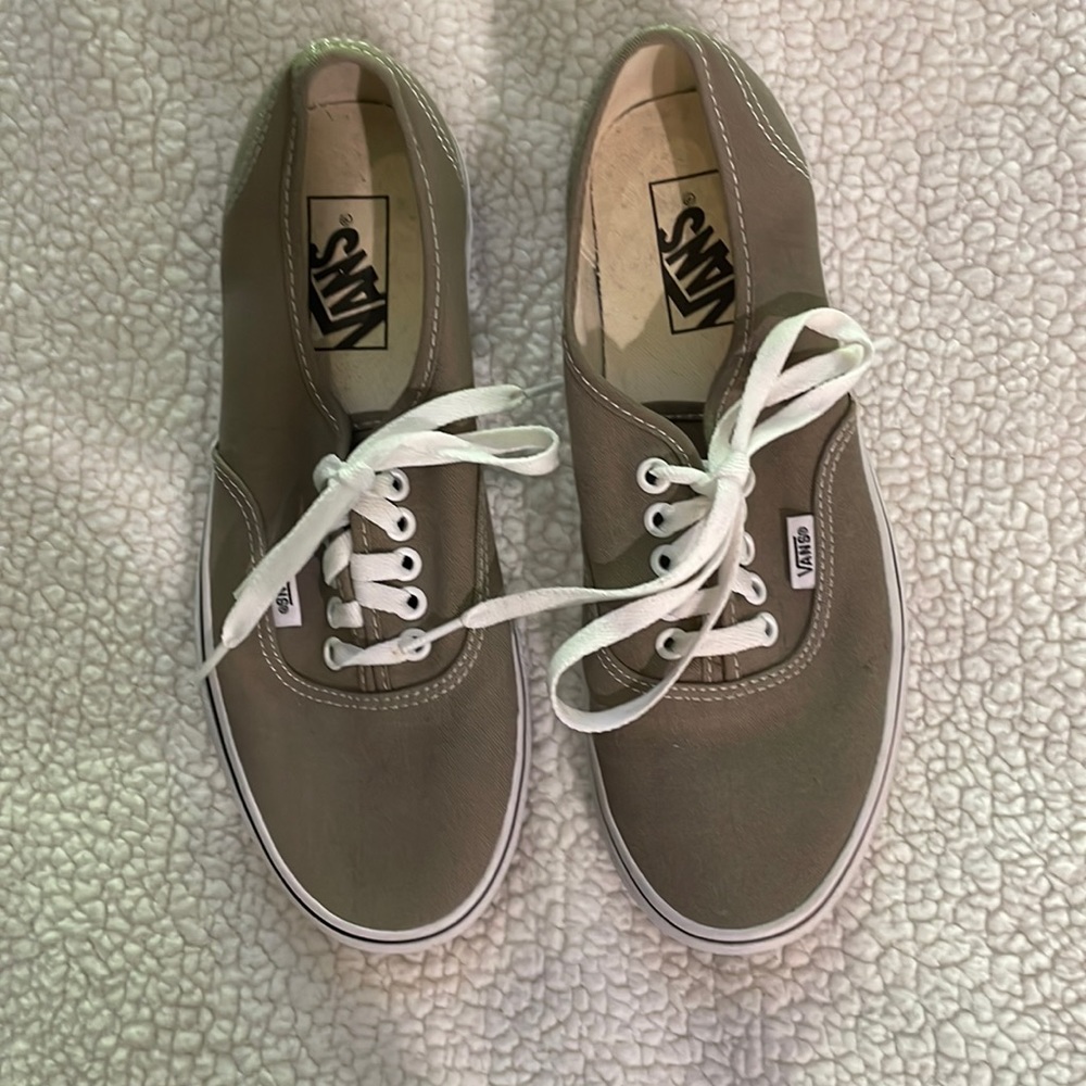 Vans shoes size 9.
